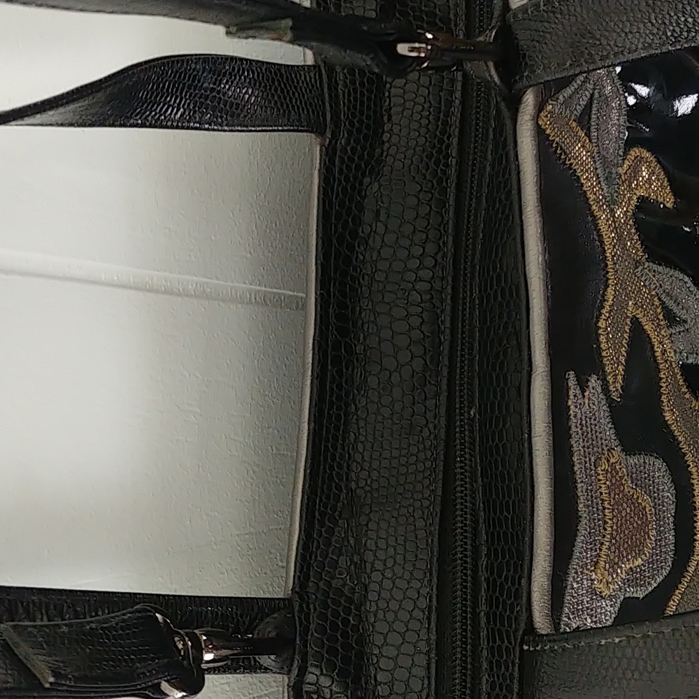 Sharif Black Hand Bag - Picture 14 of 16